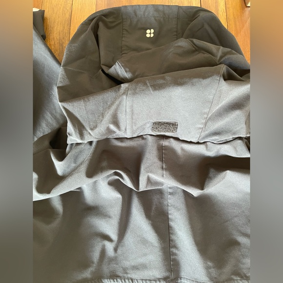 Sweaty Betty Fast Track Running Hooded Jacket black women’s small - Picture 8 of 10